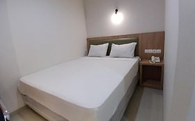 Ethan Hotel Kelapa Gading